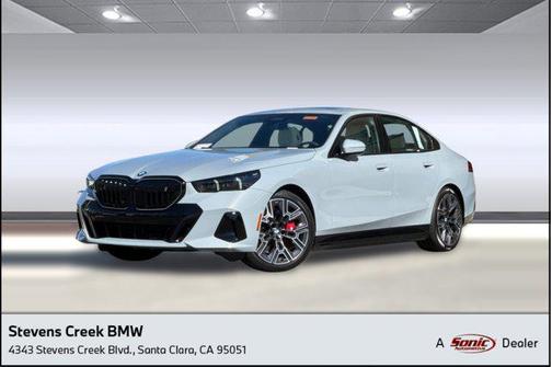 Brooklyn Grey Metallic 2026 BMW i5 eDrive40