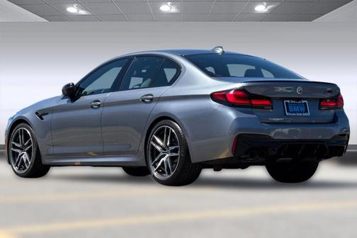 2022 BMW M5 Base