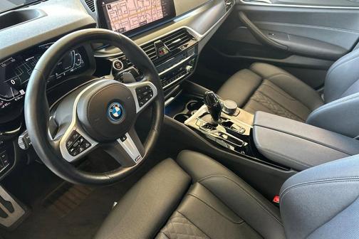 2023 BMW 530e Base