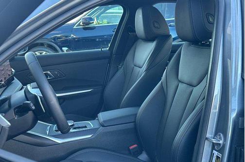 Skyscraper Grey Metallic 2025 BMW 330 330i