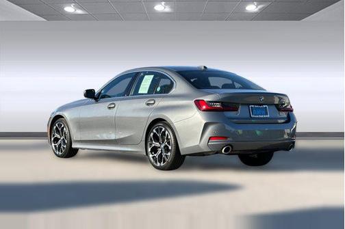 Skyscraper Grey Metallic 2025 BMW 330 330i