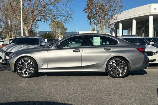 Skyscraper Grey Metallic 2025 BMW 330 330i
