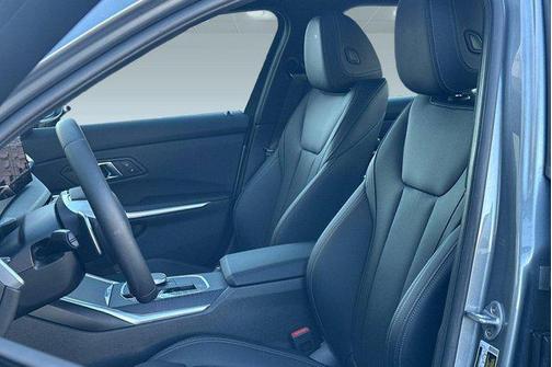 Skyscraper Grey Metallic 2025 BMW 330 330i