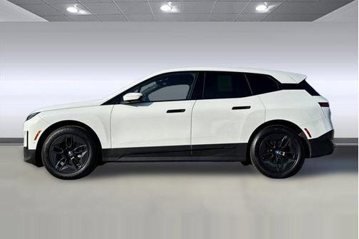 2025 BMW iX xDrive50