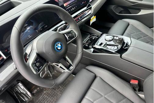 2026 BMW i5 eDrive40