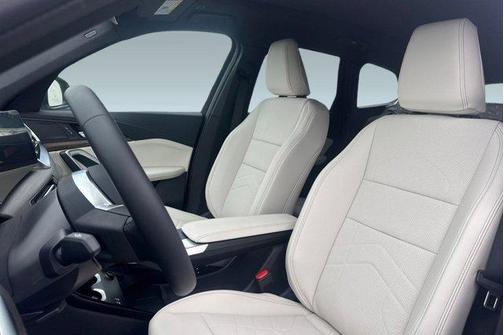 Mineral White Metallic 2026 BMW X1 xDrive28i