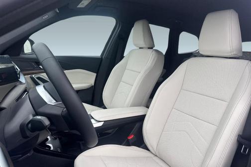 Mineral White Metallic 2026 BMW X1 xDrive28i