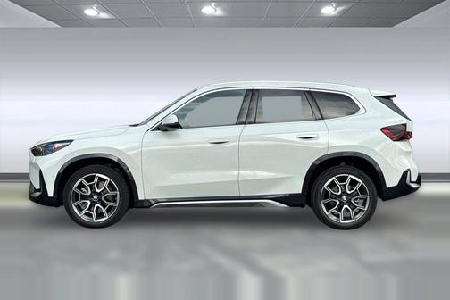 Alpine White 2026 BMW X1 xDrive28i