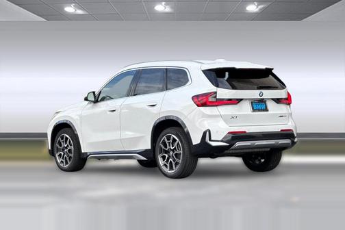 Alpine White 2026 BMW X1 xDrive28i