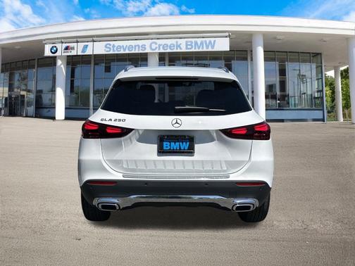 2025 Mercedes-Benz GLA 250 4MATIC