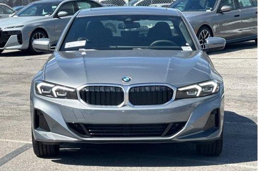 Skyscraper Grey Metallic 2025 BMW 330 330i