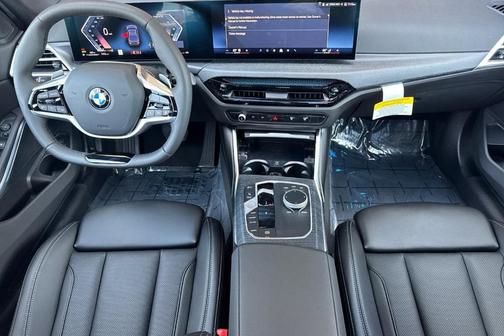 2025 BMW 330 330i
