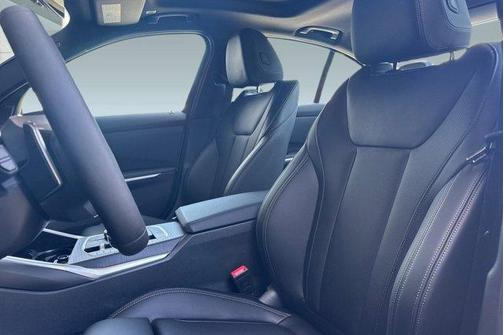 2025 BMW 330 330i