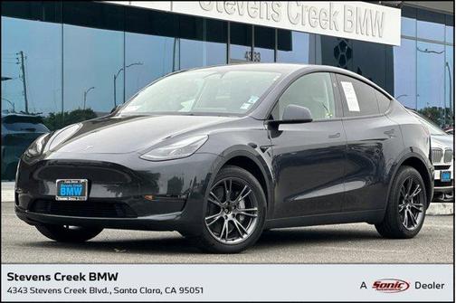 2025 Tesla Model Y Long Range Dual Motor All-Wheel Drive