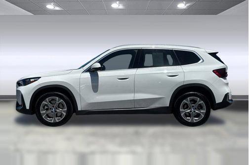 Alpine White 2023 BMW X1 xDrive28i