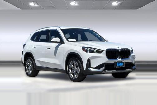 Alpine White 2023 BMW X1 xDrive28i