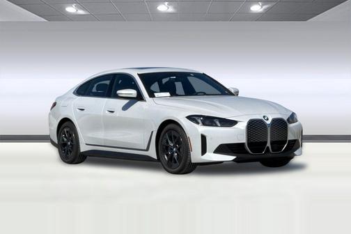 Mineral White Metallic 2026 BMW i4 Gran Coupe xDrive40