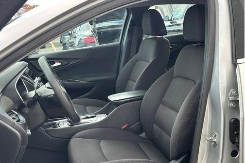 2020 Chevrolet Malibu FWD LT
