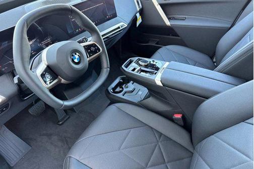 2026 BMW iX xDrive45