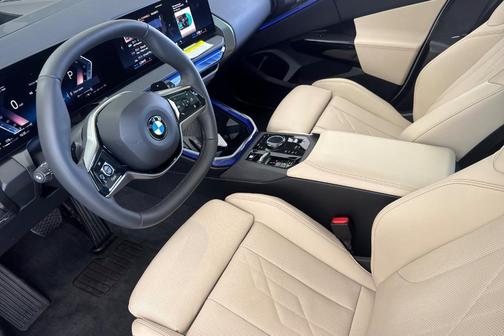 Mineral White Metallic 2026 BMW X3 30 xDrive