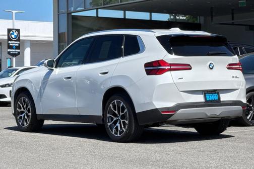 Mineral White Metallic 2026 BMW X3 30 xDrive