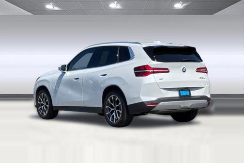Mineral White Metallic 2026 BMW X3 30 xDrive