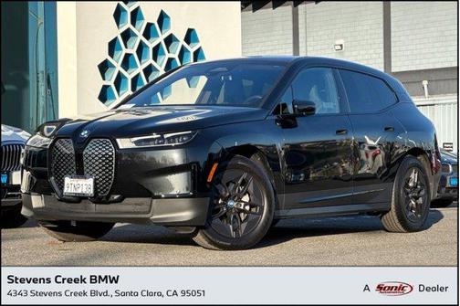 2025 BMW iX xDrive50