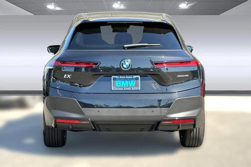 2025 BMW iX xDrive50