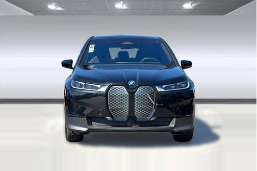 2025 BMW iX xDrive50