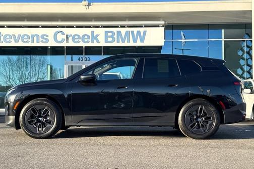 2025 BMW iX xDrive50