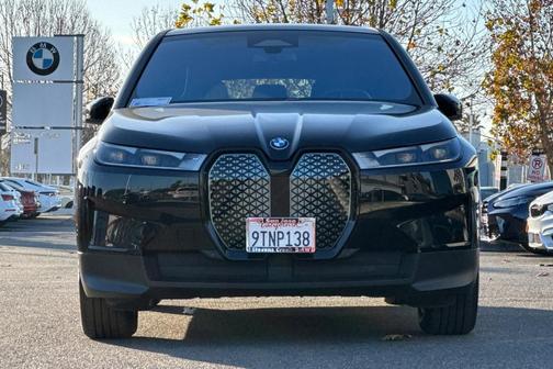 2025 BMW iX xDrive50