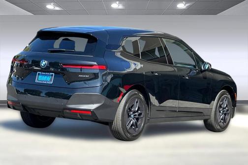 2025 BMW iX xDrive50