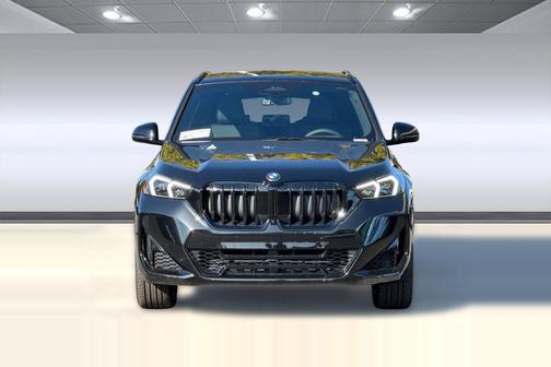 Black Sapphire Metallic 2026 BMW X1 xDrive28i
