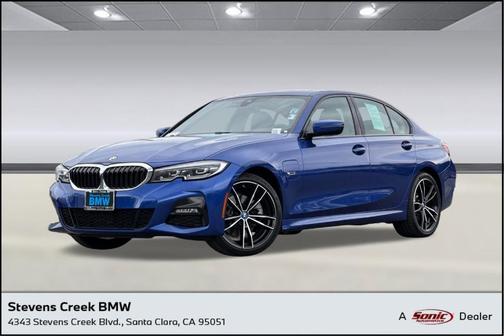2022 BMW 330e Base