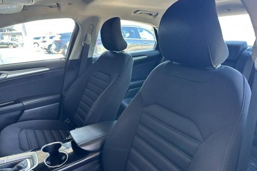 2015 Ford Fusion Hybrid SE