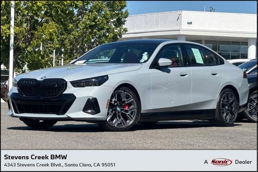 Brooklyn Grey Metallic 2024 BMW i5 eDrive40