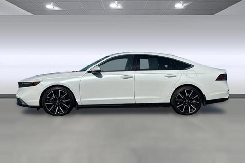 Platinum White Pearl 2023 Honda Accord Hybrid Touring