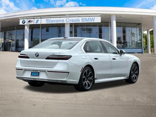 2025 BMW i7 eDrive50