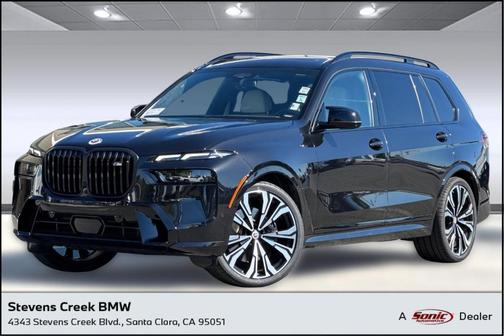 2023 BMW X7 M60i
