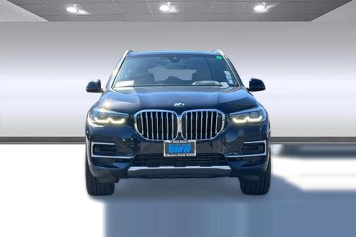 Black Sapphire Metallic 2023 BMW X5 xDrive40i