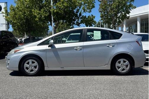 Classic Silver Metallic 2010 Toyota Prius II