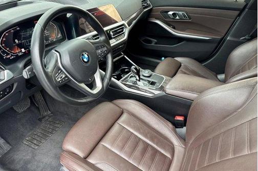 Mineral White Metallic 2019 BMW 330 330i