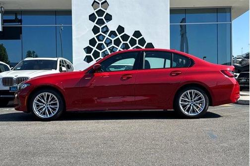 2023 BMW 330 330i