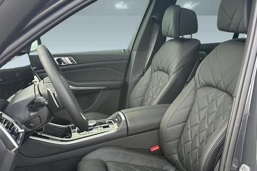 Dravit Grey Metallic 2026 BMW X5 PHEV xDrive50e