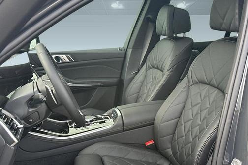 Dravit Grey Metallic 2026 BMW X5 PHEV xDrive50e