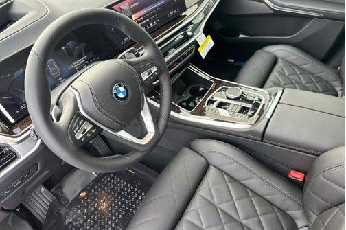 Dravit Grey Metallic 2026 BMW X5 PHEV xDrive50e