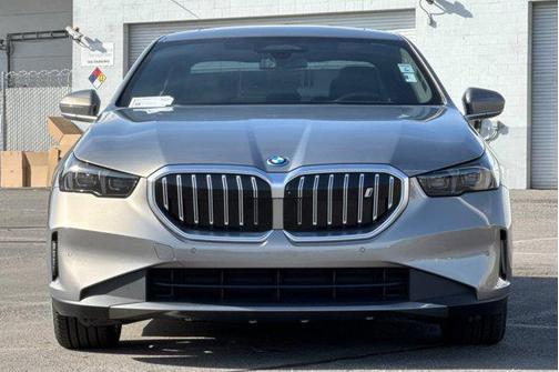 2026 BMW i5 eDrive40