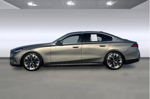 2026 BMW i5 eDrive40