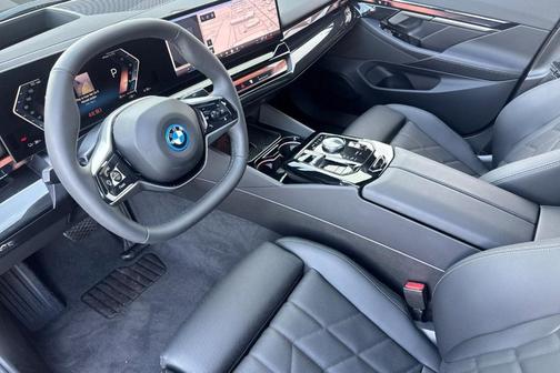 2026 BMW i5 eDrive40