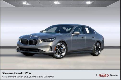 2026 BMW i5 eDrive40